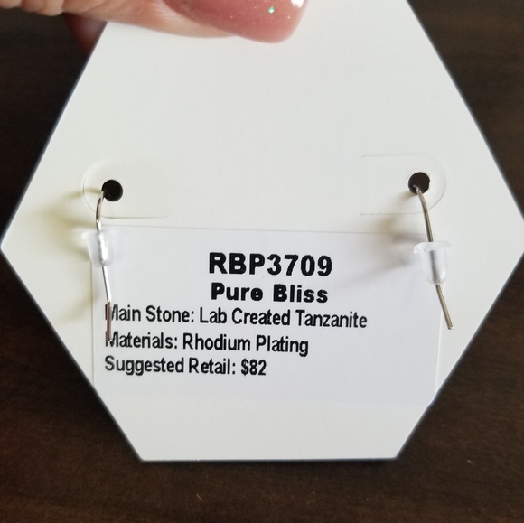 Bomb Party Earrings - Picture 2 of 3